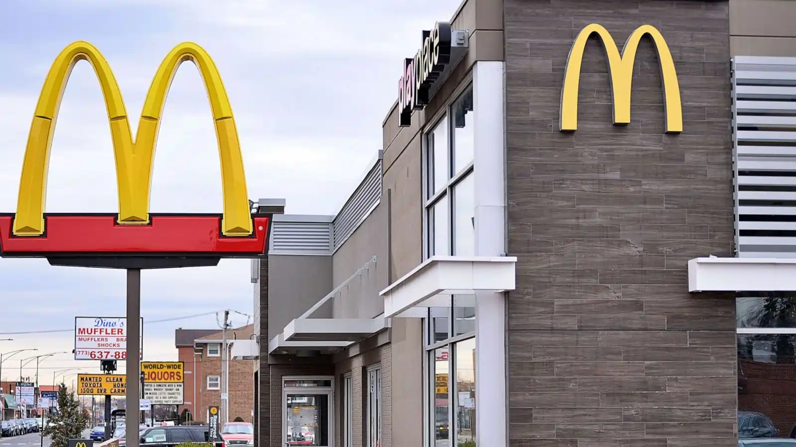 McDonald's franchisee group pushes back against 'detrimental' fee hike